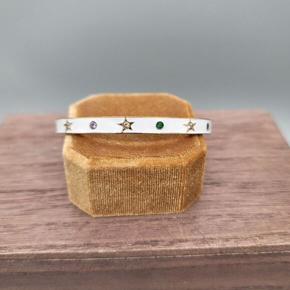 UNBRANDED Hinged Star Bangle - Picture 2 of 4
